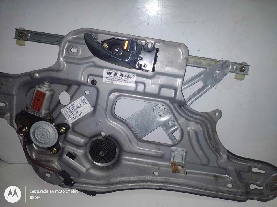 Foto de ELEVALUNAS DELANTERO DERECHO HYUNDAI SANTA FE (SM) 2.0 CRDi CAT (113 CV / 83 KW) referencia 8248026050