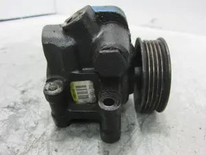 Foto de BOMBA DIRECCION FORD FIESTA (CBK) referencia 2S6E3A733AA foto 5