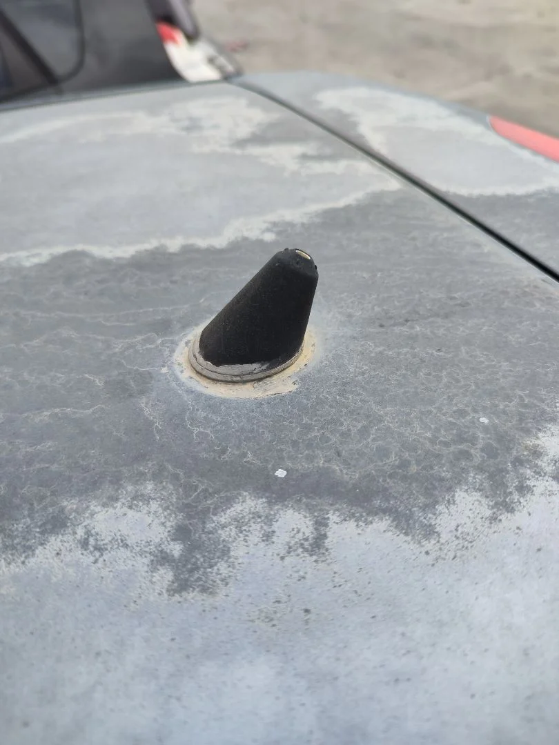 Foto de BASE DE ANTENA VOLKSWAGEN POLO IV (9N1) 1.4 16V (75 CV / 55 KW)
