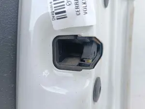 Foto de CERRADURA PUERTA DELANTERA DERECHA VOLKSWAGEN GOLF VII (5G1/BE1) 2.0 TDI (184 CV / 135 KW) referencia 5K1877016D foto 3