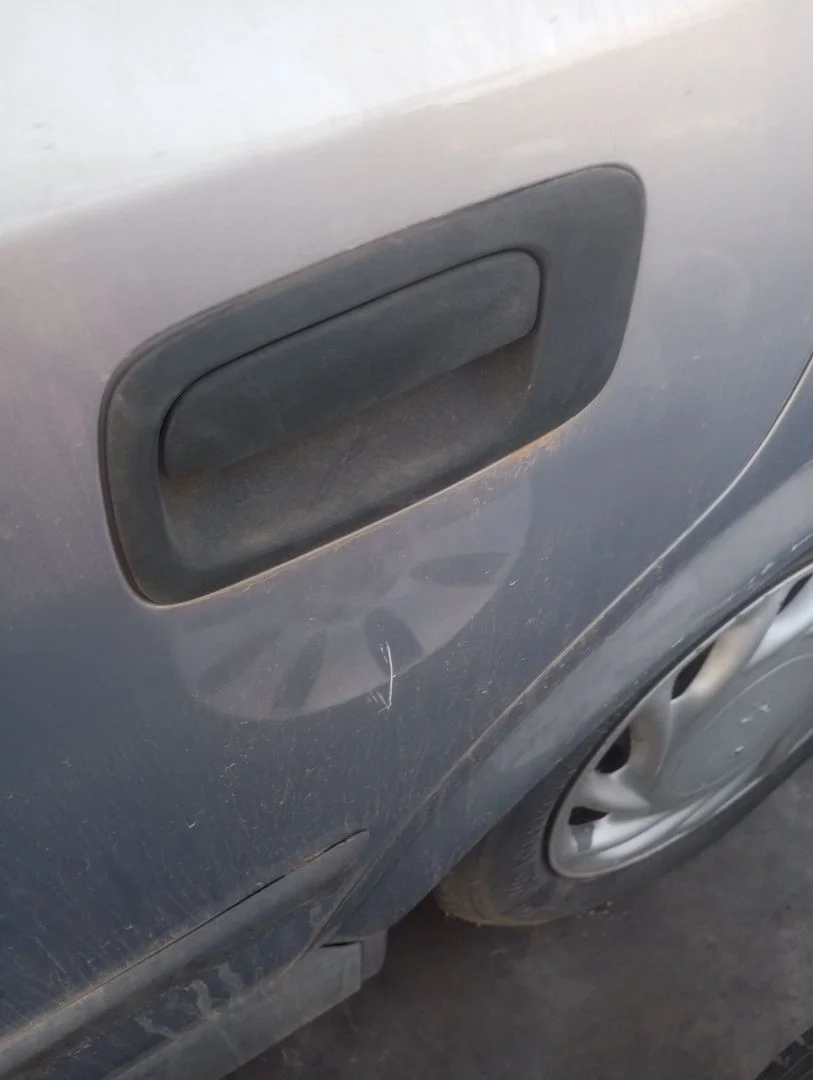 Foto de MANETA EXTERIOR TRASERA IZQUIERDA OPEL ASTRA G BERLINA 1.6 CAT (Z 16 SE / L55) (84 CV / 62 KW) referencia 24443950