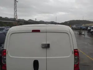 Foto de CERRADURA MALETERO / PORTON PEUGEOT BIPPER TEPEE 1.3 16V HDi FAP (75 CV / 55 KW)