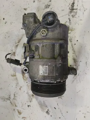 Foto de COMPRESOR AIRE ACONDICIONADO BMW SERIE 1 BERLINA (E81/E87) referencia 693561302 foto 5