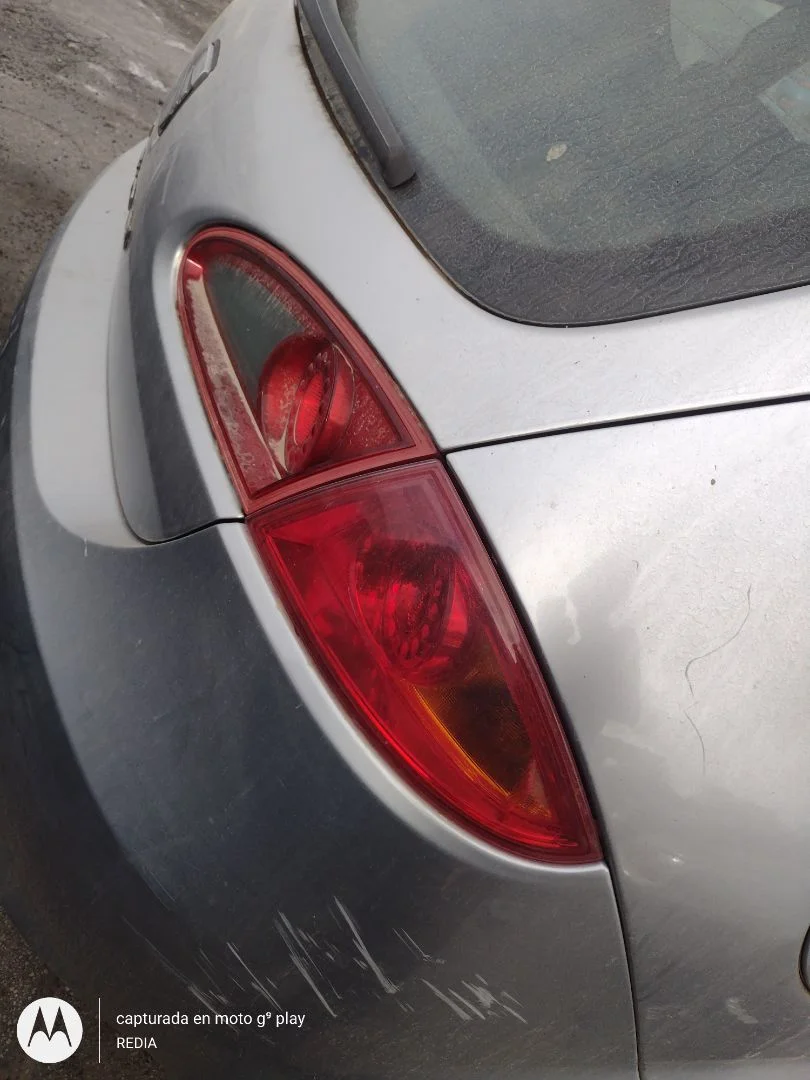 Foto de PILOTO TRASERO DERECHO SEAT LEON (1P1) 1.9 TDI (105 CV / 77 KW) referencia 1P0945112C