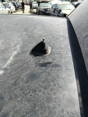 Foto de BASE DE ANTENA RENAULT MEGANE IV BERLINA 5P