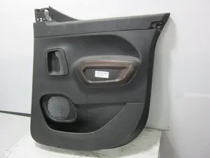 Foto de NO IDENTIFICADO PEUGEOT RIFTER 1.5 Blue-HDI FAP (131 CV / 96 KW) referencia 9816784577 foto 2