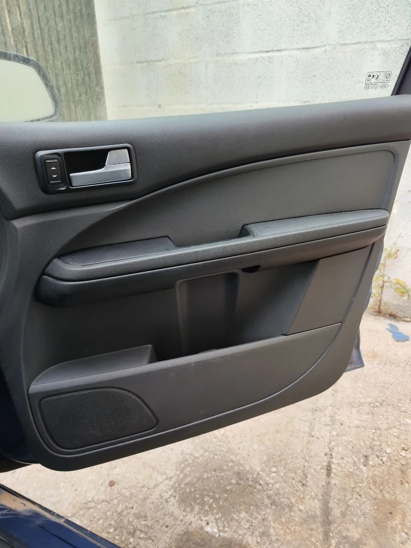Foto de GUARNECIDO PUERTA DELANTERA DERECHA FORD FOCUS C-MAX (CAP)(2003) 1.6 TDCi CAT (109 CV / 80 KW) referencia 1453922