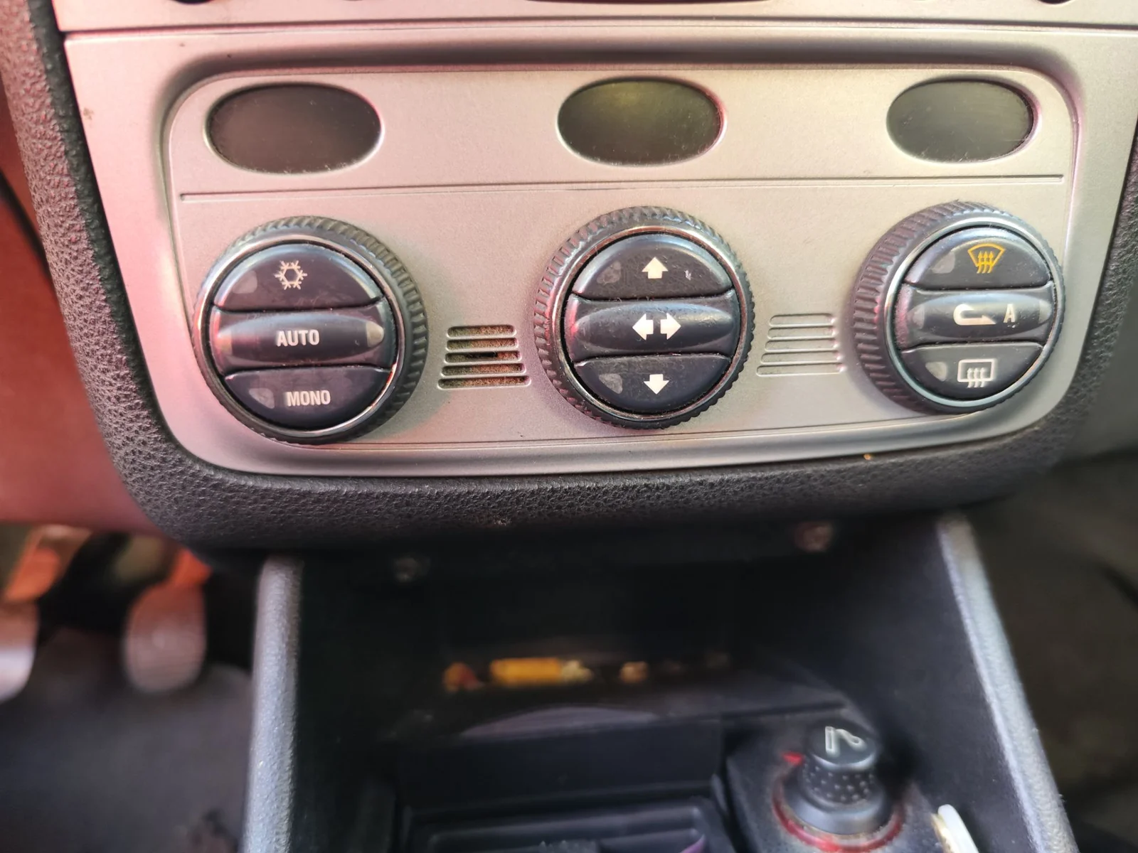 Foto de MANDO CALEFACCION / AIRE ACONDICIONADO ALFA ROMEO 147 (190) 1.9 JTD CAT (110 CV / 81 KW)
