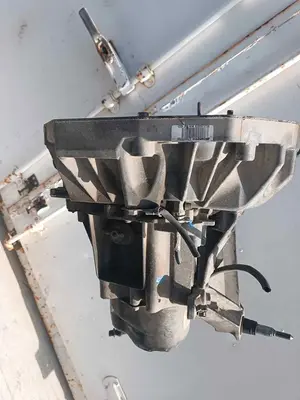 Foto de CAJA CAMBIOS RENAULT CLIO III referencia JR5306 foto 4