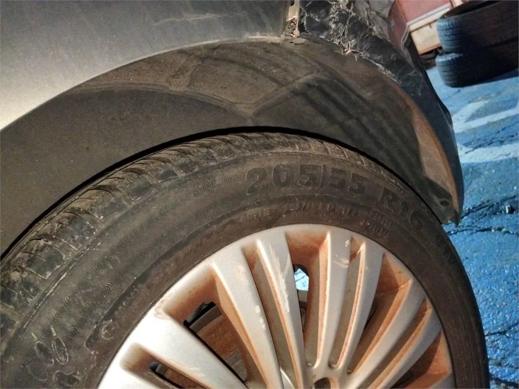 Foto de PASO RUEDA TRASERO IZQUIERDO OPEL MERIVA B