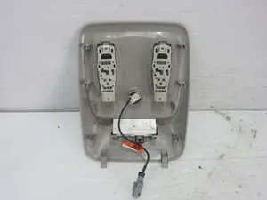 Foto de LUZ INTERIOR RENAULT CLIO IV GRANDTOUR 0.9 Energy (90 CV / 66 KW) referencia 969801174 foto 6