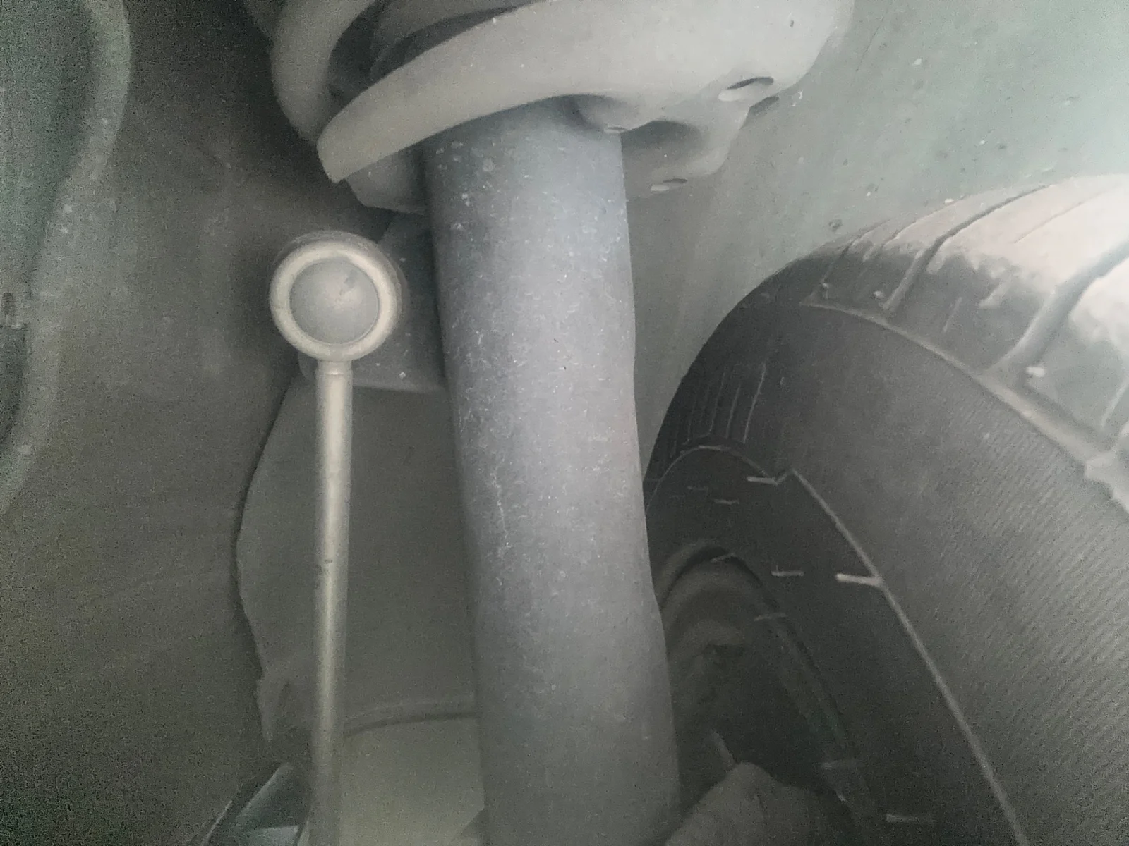 Foto de BRAZO SUSPENSION DELANTERO DERECHO VOLKSWAGEN PASSAT BERLINA (3C2) 2.0 TDI (140 CV / 103 KW)