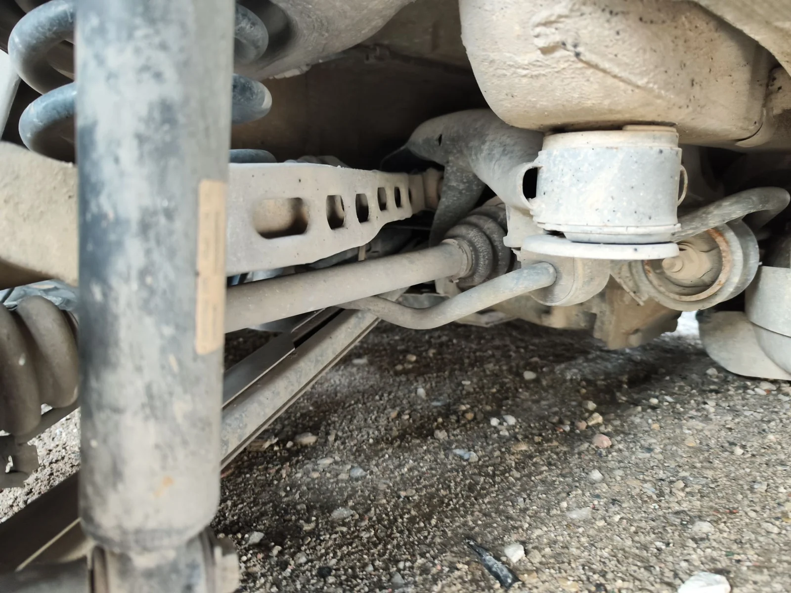 Foto de BARRA ESTABILIZADORA TRASERA BMW SERIE X3 (E83) 2.0 Turbodiesel CAT (177 CV / 130 KW) referencia 33553401683