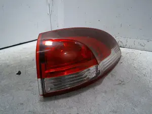 Foto de PILOTO TRASERO DERECHO RENAULT CLIO IV GRANDTOUR 0.9 Energy (90 CV / 66 KW) referencia 265507408R