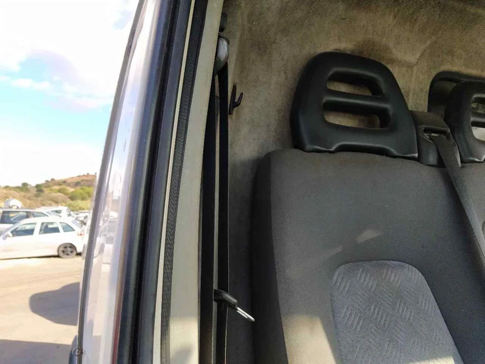 Foto de CINTURON SEGURIDAD DELANTERO DERECHO CITROEN JUMPER FURGÓN GRAN VOLUMEN 2.2 HDI CAT (101 CV / 74 KW)