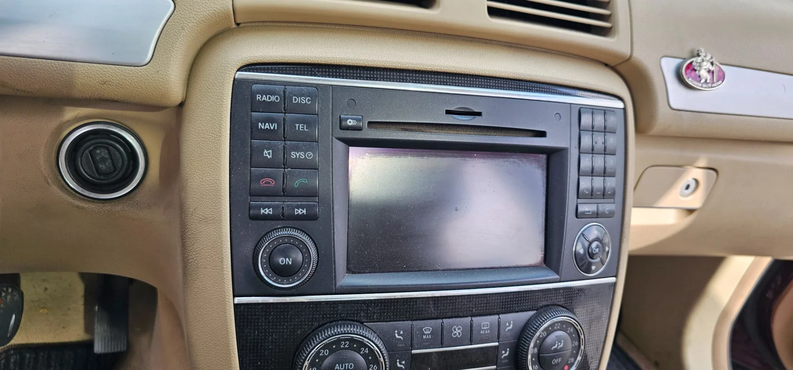 Foto de SISTEMA AUDIO / RADIO CD MERCEDES-BENZ CLASE R (BM 251) 3.0 CDI CAT (224 CV / 165 KW)
