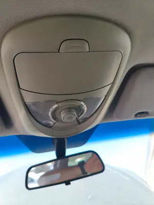 Foto de LUZ INTERIOR SSANGYONG ACTYON 2.0 TD CAT (141 CV / 104 KW)