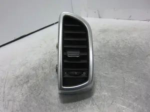 Foto de REJILLA AIREADORA PORSCHE CAYENNE (TIPO 92A) referencia 7P5819703D