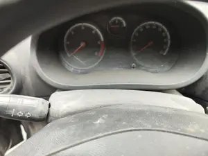 Foto de MANDO MULTIFUNCION OPEL CORSA D 1.3 16V CDTI (75 CV / 55 KW) foto 2