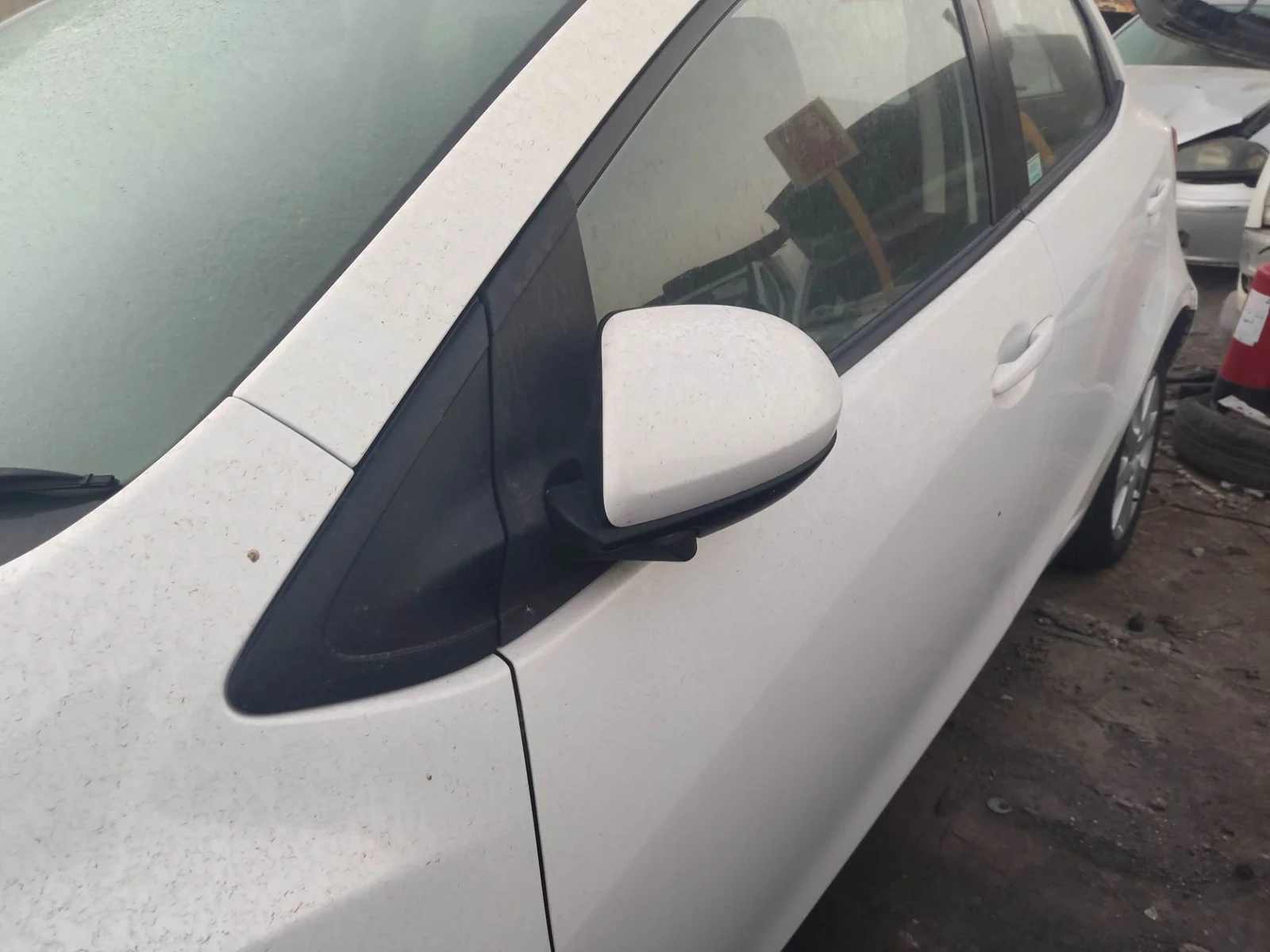 Foto de MANETA INTERIOR DELANTERA IZQUIERDA MAZDA 2 BERLINA (DE) 1.3 16V CAT (75 CV / 55 KW)