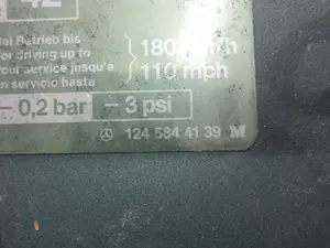 Foto de TAPA EXTERIOR COMBUSTIBLE MERCEDES-BENZ CLASE 124 (BM 124) BERLINA 3.0 CAT (180 CV / 132 KW) referencia 1245844139 foto 3