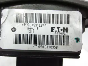 Foto de MANDO ELEVALUNAS DELANTERO IZQUIERDO CHRYSLER PT CRUISER 2.0 16V CAT (141 CV / 104 KW) referencia 30505L foto 5
