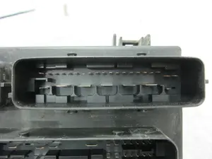 Foto de CAJA RELES / FUSIBLES OPEL CORSA D 1.2 16V CAT (Z 12 XEP / LB4) (80 CV / 59 KW) referencia 13217392 foto 2