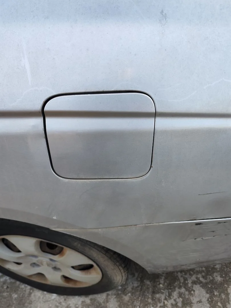 Foto de TAPA EXTERIOR COMBUSTIBLE KIA CERATO (LD) 1.5 CRDi (102 CV / 75 KW) referencia 695102F000