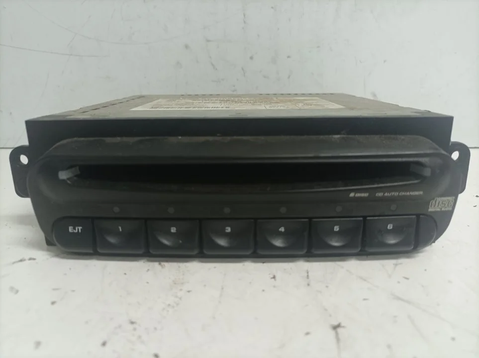 Foto de SISTEMA AUDIO / RADIO CD CHRYSLER VOYAGER (RG) referencia P05064003AI