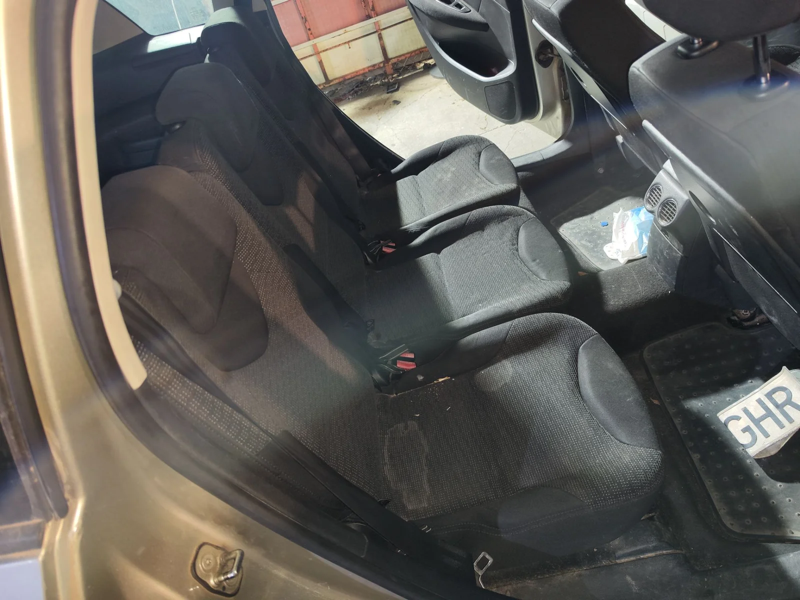 Foto de ASIENTOS TRASEROS PEUGEOT 308 SW 1.6 HDi FAP CAT (9HZ / DV6TED4) (109 CV / 80 KW)