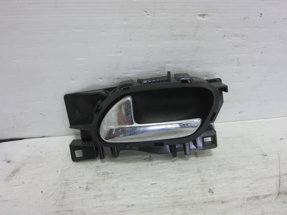 Foto de MANETA INTERIOR DELANTERA IZQUIERDA CITROEN C4 PICASSO 1.6 16V (120 CV / 88 KW) referencia 96555518VD04