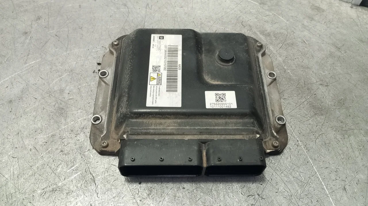 Foto de CENTRALITA MOTOR UCE OPEL ASTRA J BERLINA 5P 1.7 16V CDTI (110 CV / 81 KW) referencia 55577647