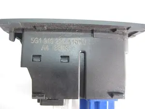 Foto de WARNING VOLKSWAGEN GOLF VII BERLINA (BQ1/BE2) 1.6 TDI (116 CV / 85 KW) referencia 5G1919225ARDW foto 6