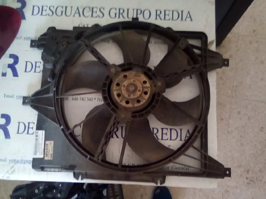Foto de ELECTROVENTILADOR RENAULT CLIO II FASE II (B/CB0) 1.2 (58 CV / 43 KW) referencia 7700428659