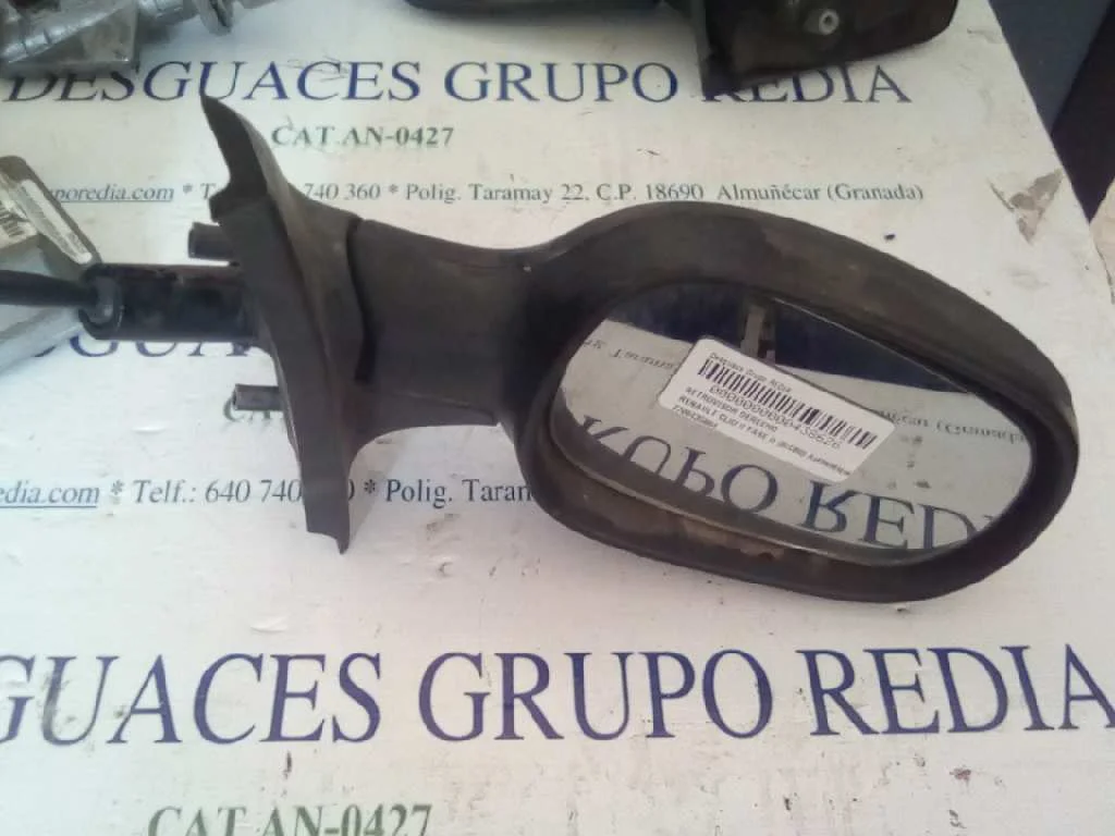 Foto de RETROVISOR DERECHO RENAULT CLIO II FASE II (B/CB0) 1.2 (58 CV / 43 KW) referencia 7700435864