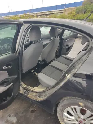 Foto de GOMAS CONTORNO PUERTA FIAT II TIPO (356) BERLINA 1.4  (95 CV / 70 KW)