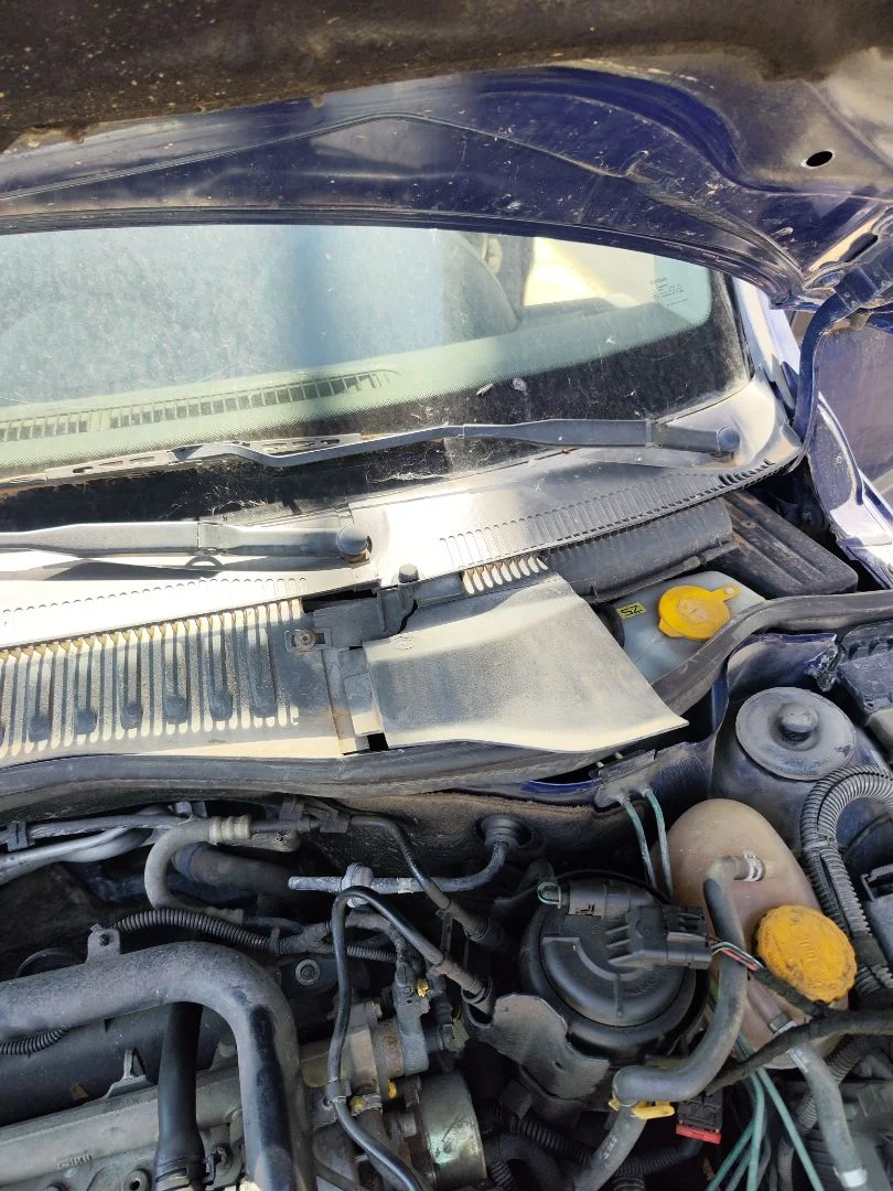 Foto de MOTOR LIMPIA DELANTERO OPEL COMBO (CORSA C) 1.3 16V CDTI CAT (Z 13 DT / LN9) (69 CV / 51 KW) referencia 23001902