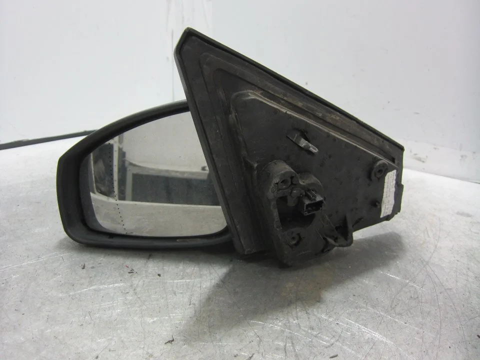 Foto de RETROVISOR IZQUIERDO RENAULT FLUENCE 1.5 dCi Diesel FAP (110 CV / 81 KW) referencia 963020164R