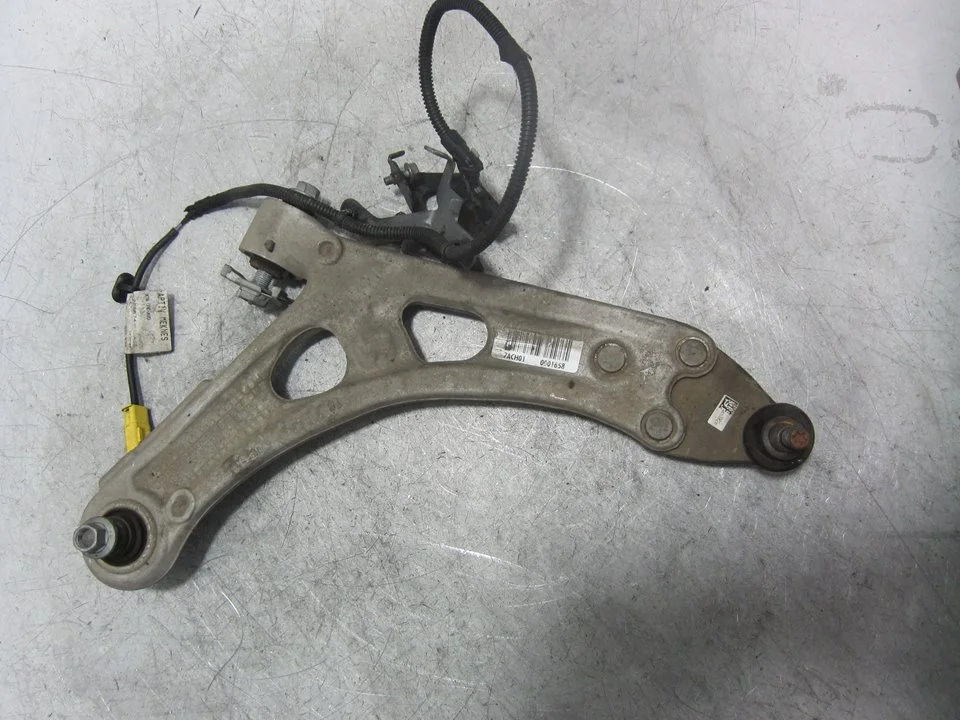 Foto de BRAZO SUSPENSION INFERIOR DELANTERO DERECHO PEUGEOT 508 Híbrido 265 kW (1.6 Ltr. - 147 kW) (360 CV / 265 KW) referencia 9846329280