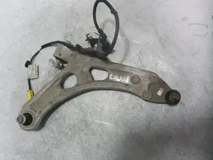 Foto de BRAZO SUSPENSION INFERIOR DELANTERO DERECHO PEUGEOT 508 Híbrido 265 kW (1.6 Ltr. - 147 kW) (360 CV / 265 KW) referencia 9846329280