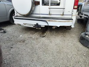 Foto de PARAGOLPES TRASERO CHEVROLET ASTRO VAN 4.3 V6 CAT (189 CV / 139 KW) foto 2