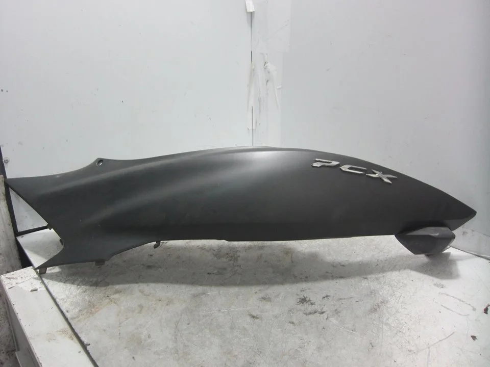 Foto de CARENADO HONDA PCX 125 125 cm3 - 9 kW (12 CV / 9 KW) referencia 83610-K97-T001