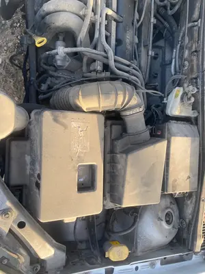 Foto de CAJA FILTRO AIRE FORD FOCUS BERLINA (CAK)