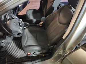 Foto de ASIENTO DELANTERO IZQUIERDO PEUGEOT 308 SW 1.6 HDi FAP CAT (9HZ / DV6TED4) (109 CV / 80 KW) foto 2