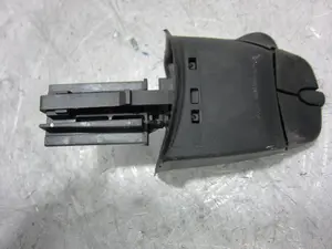 Foto de MANDO MULTIFUNCION FORD FOCUS BERLINA (CAK) 1.6 16V CAT (101 CV / 74 KW) referencia 98AB14K147AC foto 4