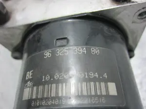 Foto de ABS PEUGEOT 206 2.0 HDi CAT (90 CV / 66 KW) referencia 9632539480 foto 6