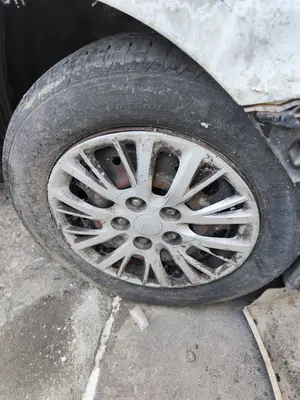 Foto de LLANTA KIA CEED (JD) 1.4 CAT (99 CV / 73 KW)