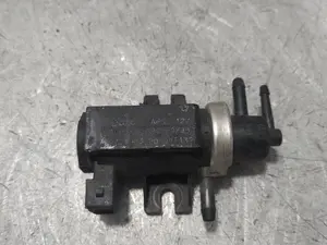 Foto de VALVULA AIRE ADICIONAL AUDI A4 AVANT (B5) referencia 1H0906627
