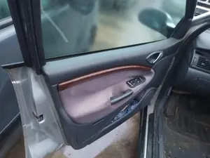 Foto de ELEVALUNAS DELANTERO IZQUIERDO CITROEN C5 BERLINA 2.0 HDi (109 CV / 80 KW) referencia 9221J6