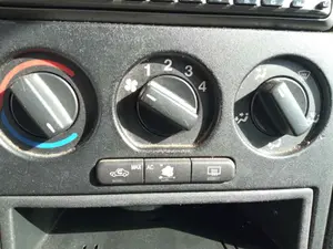 Foto de MANDO CALEFACCION / AIRE ACONDICIONADO OPEL ASTRA G BERLINA 1.7 16V DTI CAT (Y 17 DT / LR6) (75 CV / 55 KW) referencia 90559840